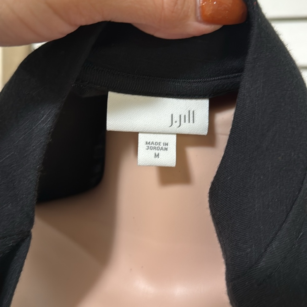J. Jill woman MEDIUM black v neck cross simple black dress - Picture 4 of 5